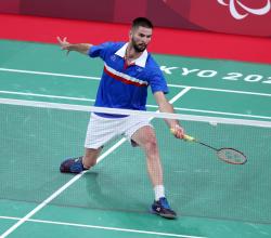 Para badminton